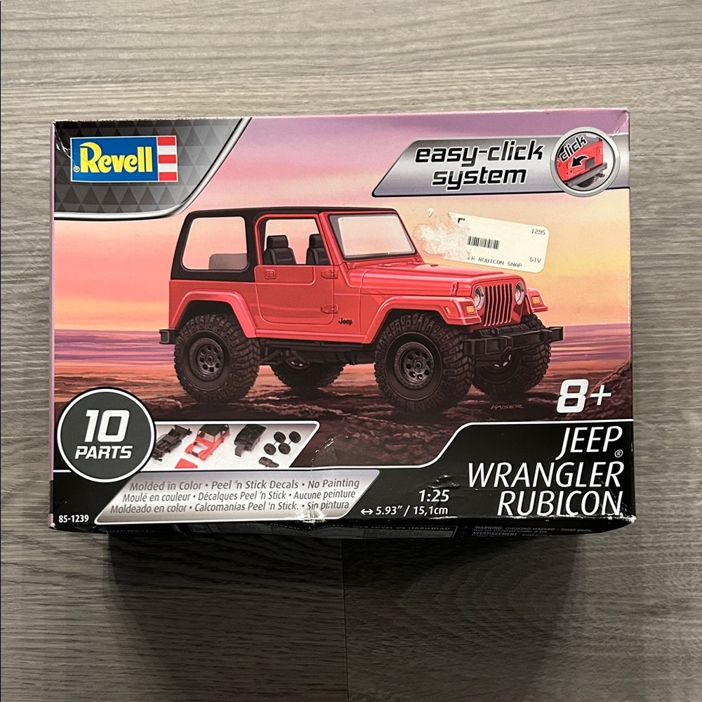 SALE🎈4/$10🎈 Red Jeep Wrangler Rubicon Easy-Click Model Kit